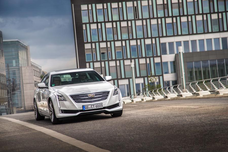  Cadillac CT6 Platinum 2016 года  (WW) (фото 19 из 42)